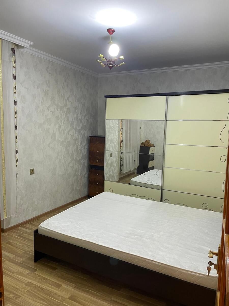 İcarəyə verilir 1 otaqlı köhnə tikili 89 m² — Mənzil, Bakı