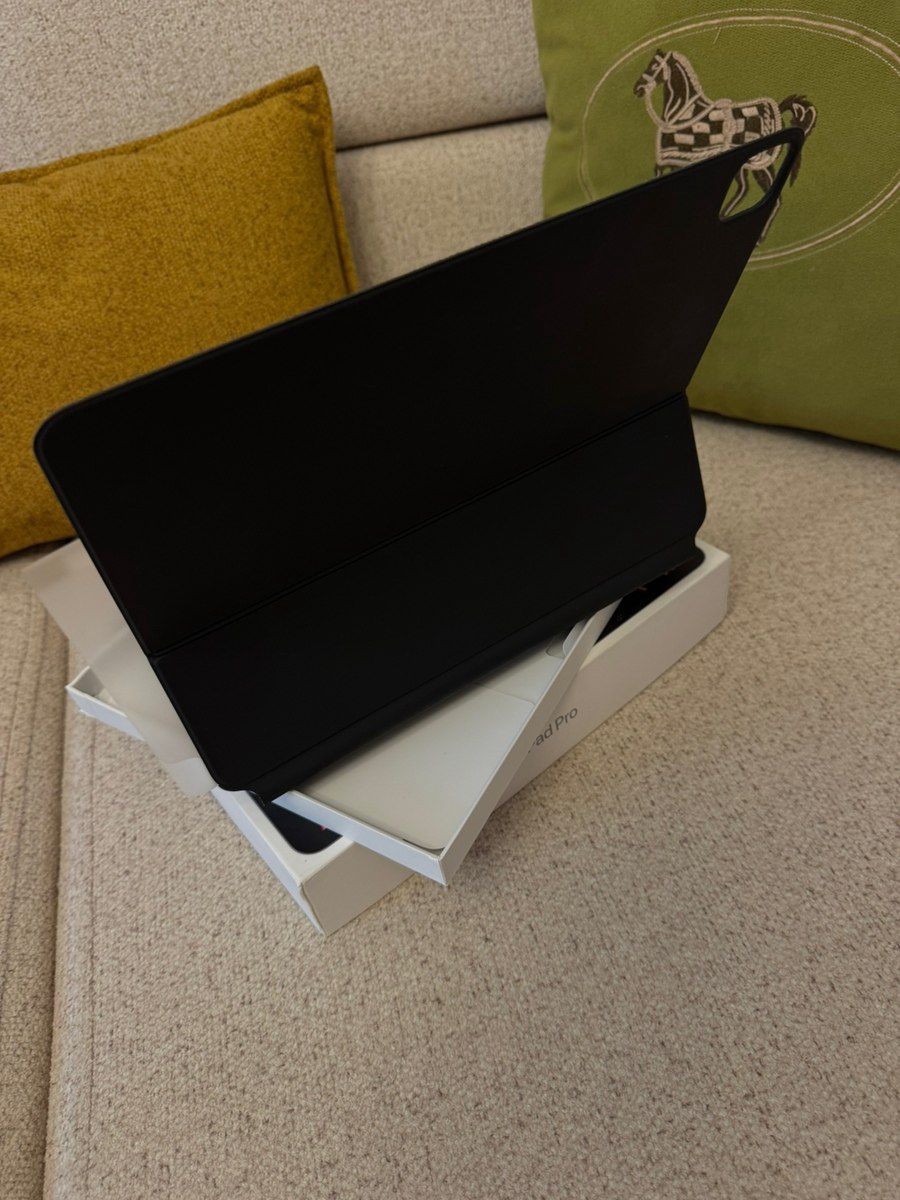 Apple iPad Pro 12.9 / 2022 / 512GB — Elektronika, Bakı (5)