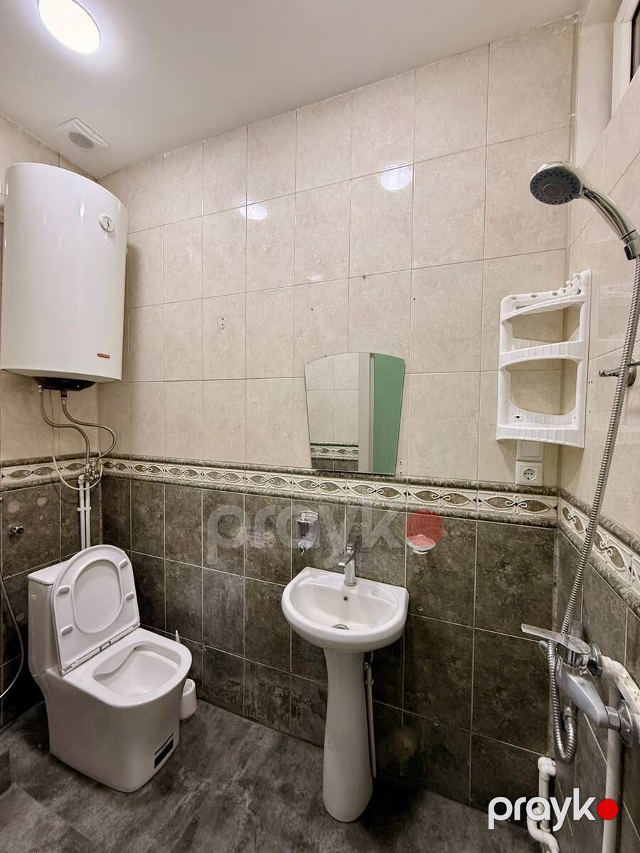 İcarəyə verilir 1 otaqlı köhnə tikili 45 m² — Mənzil, Bakı (5)