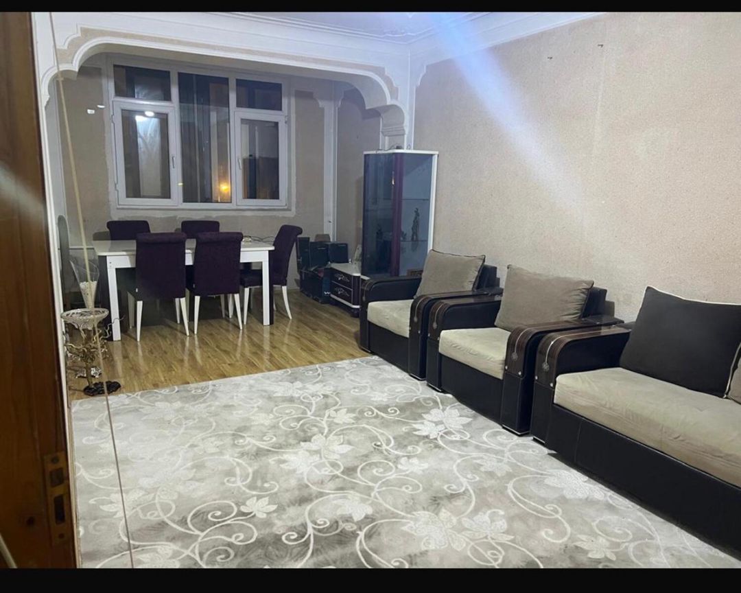 Satılır 2 otaqlı köhnə tikili 70 m² — Mənzil, Bakı (3)