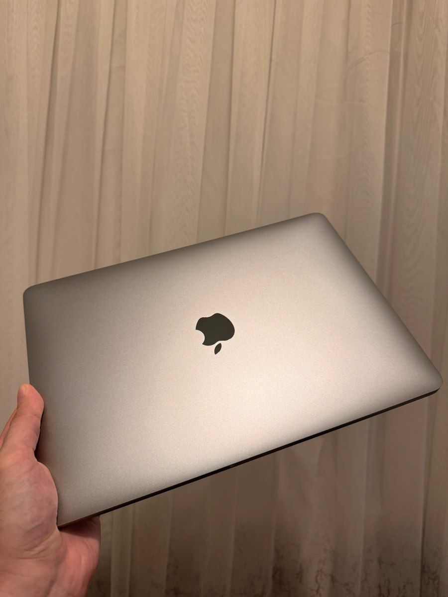 Apple Macbook Pro M1 16GB — Elektronika, Bakı (4)