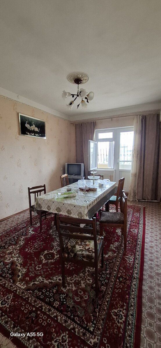 4-otaqlı mənzil kirayə verilir, Xalqlar m., 90 m² — Daşınmaz əmlak, Bakı