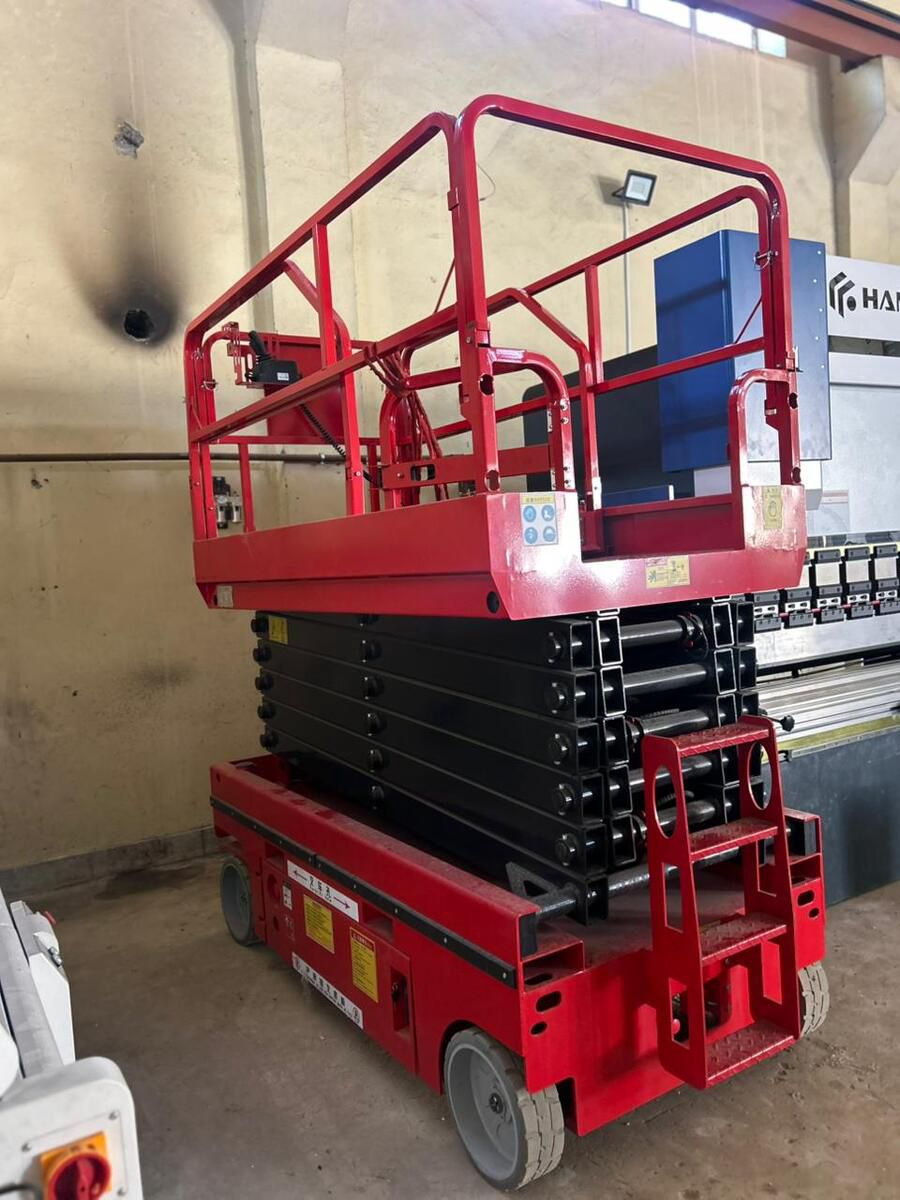 Elektrikli qayçılı lift “HSY SJYZ-1214” — Mallar, Bakı