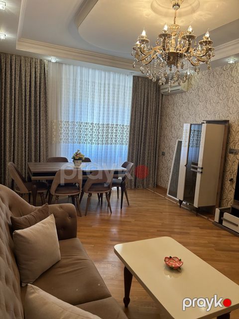 Satılır 3 otaqlı yeni tikili 135 m²
