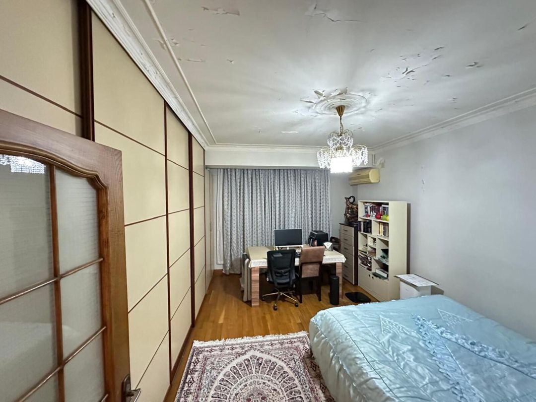Satılır 4 otaqlı köhnə tikili 120 m² — Mənzil, Bakı (2)