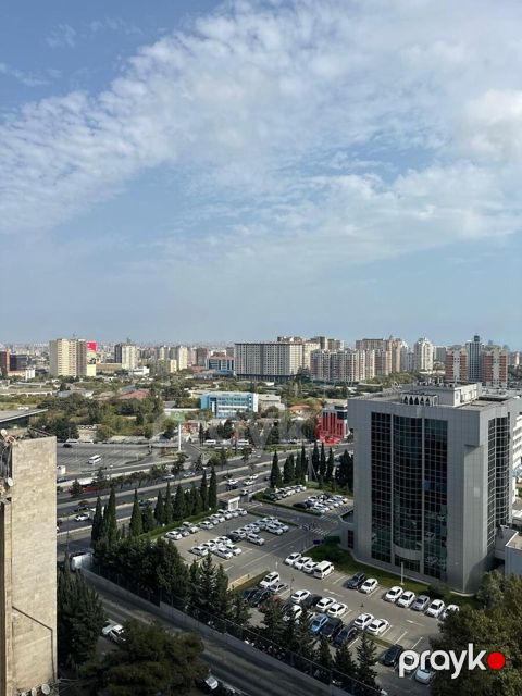 Satılır 4 otaqlı yeni tikili 180 m²