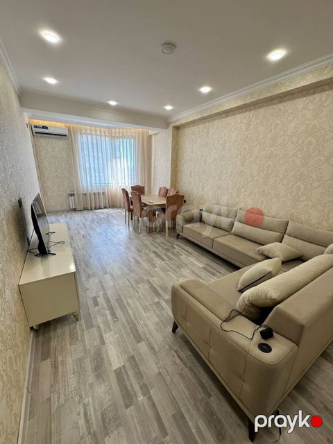İcarəyə verilir 4 otaqlı yeni tikili 159 m²