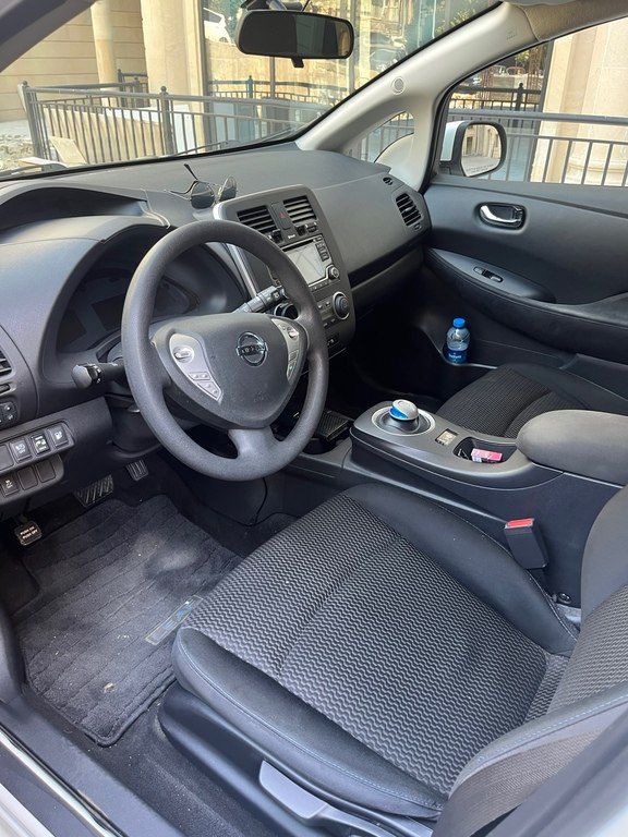 Nissan Leaf, 24 kWh, 2017 il, 150 000 km — Avtomobillər, Bakı (7)