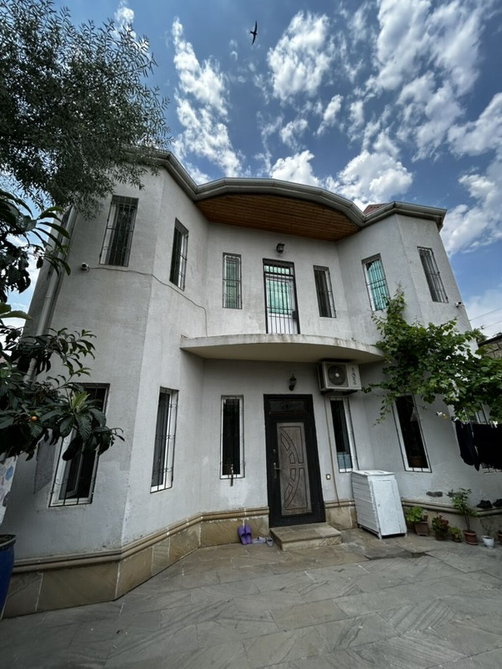 218 kv. m, 6 otaqlı, Kombi, Qaz, İşıq