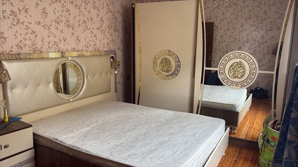 Yataq dəsdi 350 azn əla vəzyətdə termo yoxdu Dolab 243,*2.10 dərini — Mebel, Bakı