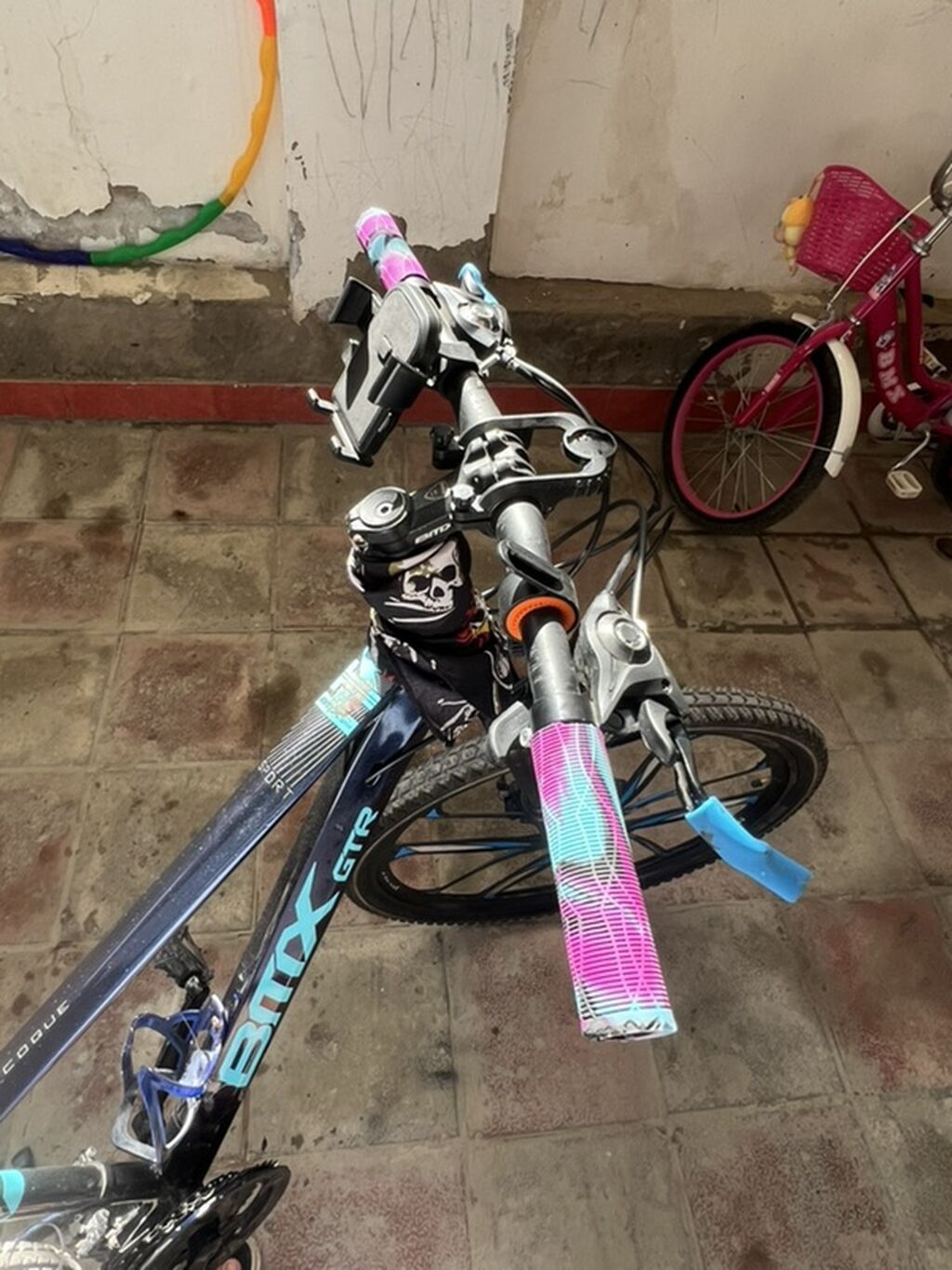 Hərsey ustundə Velosiped – B’TMX GTR (şassi üzərində yazı) — Dağ velosipedləri, Bakı (6)