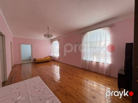 Satılır 5 otaqlı həyət evi/bağ evi 184 m²