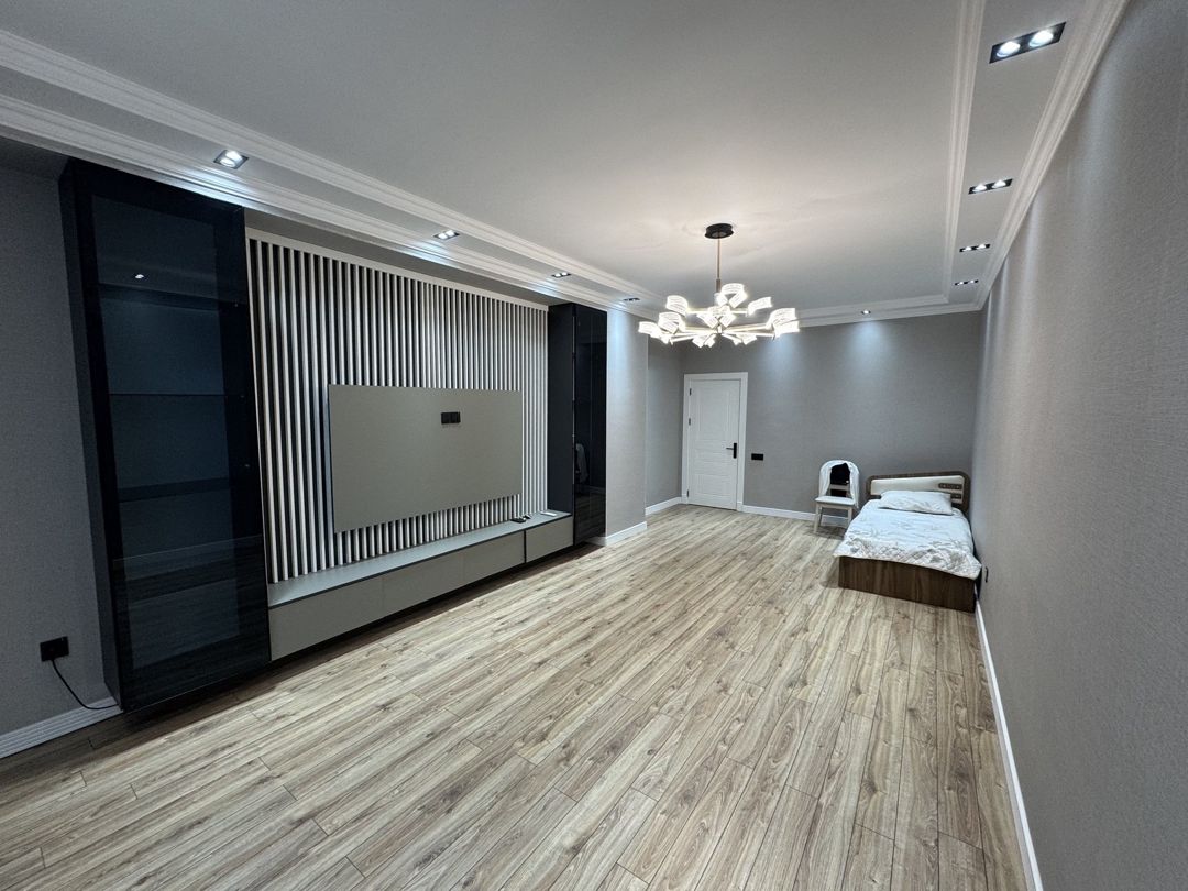 Satılır 4 otaqlı yeni tikili 130 m² — Mənzil, Bakı (2)