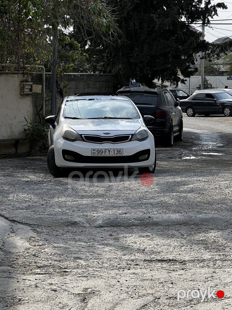 Kia Rio, 1.4 L, 2012 il, 250 000 km — Avtomobillər, Bakı (11)