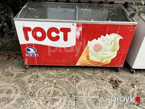 Dondurma üçün vitrin tipli dondurucu - Ön hissəsi sürüşkən şüşə — Lənkəran