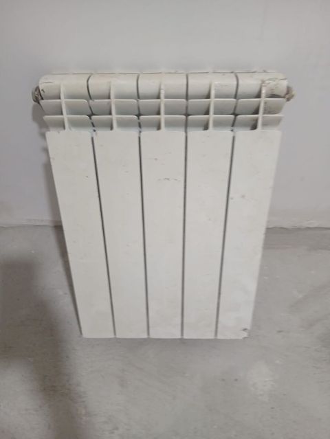Radiyator qalin 5 seksiya 25 ₼ unvan Koroglu kod3555 nara94🧿 — Xırdalan