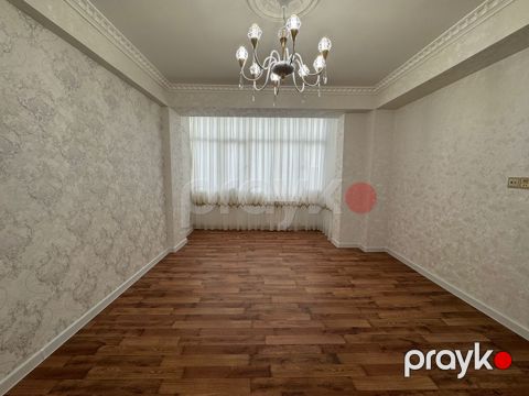 Satılır 2 otaqlı yeni tikili 60 m²