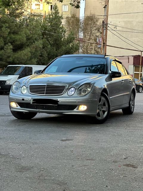 Mercedes E 270, 2.7 L, 2003 il, 325 408 km