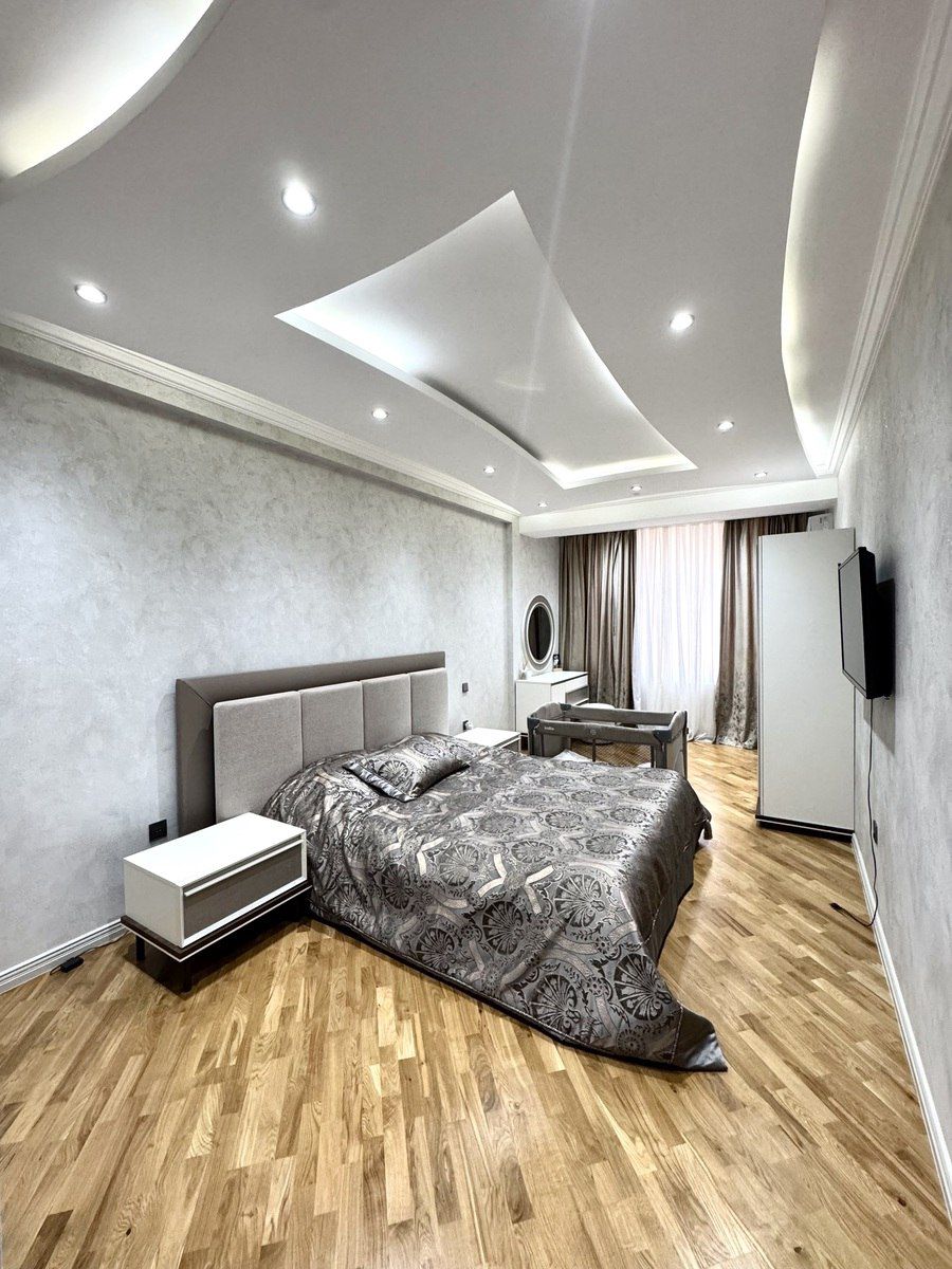 Satılır 4 otaqlı yeni tikili 230 m² — Mənzil, Bakı (8)