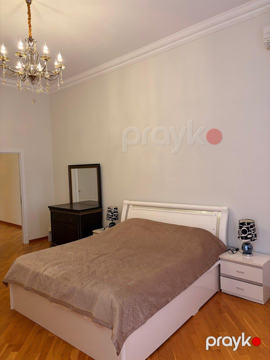 İcarəyə verilir 4 otaqlı yeni tikili 220 m² — Mənzil, Bakı (6)
