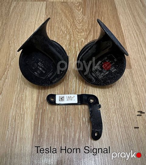 Salam. Original Tesla Signalı cüt komplekt kronşteyni ilə birlikdə