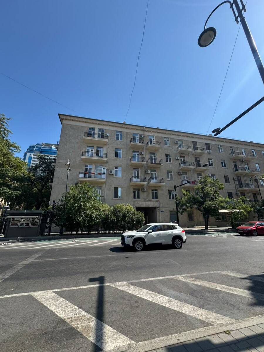 Satılır 3 otaqlı köhnə tikili 82 m² — Mənzil, Bakı (3)