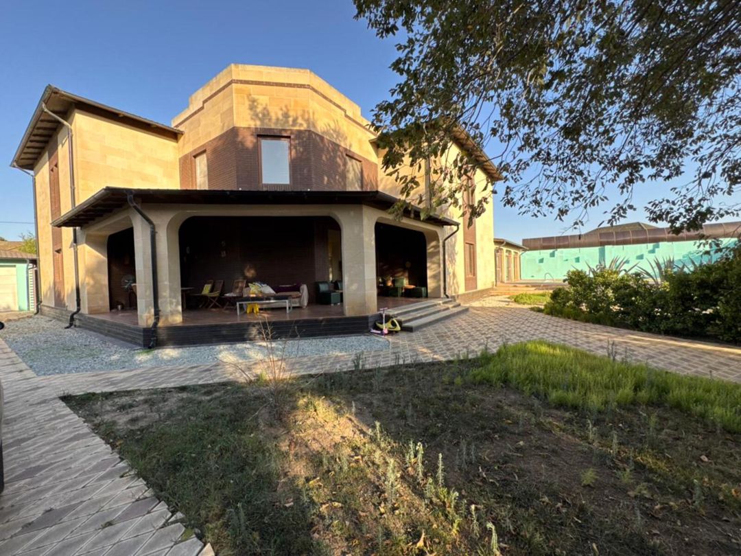Satılır 7 otaqlı həyət evi/bağ evi 750 m² — Ev, villa, Bakı (2)