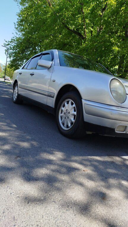 Mercedes E 230, 2.3 L, 1996 il, 398 762 km — Avtomobillər, Qax (6)