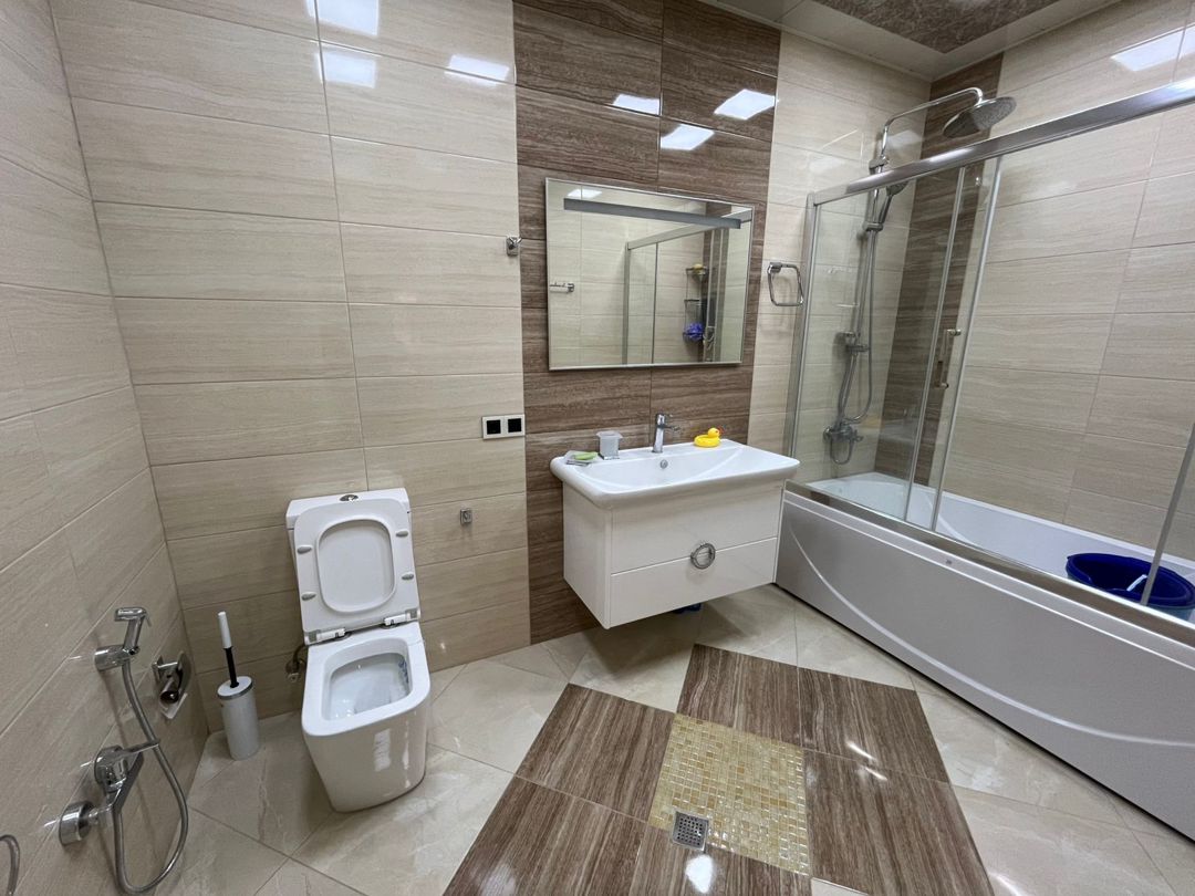 Satılır 3 otaqlı yeni tikili 136 m² — Mənzil, Bakı (6)