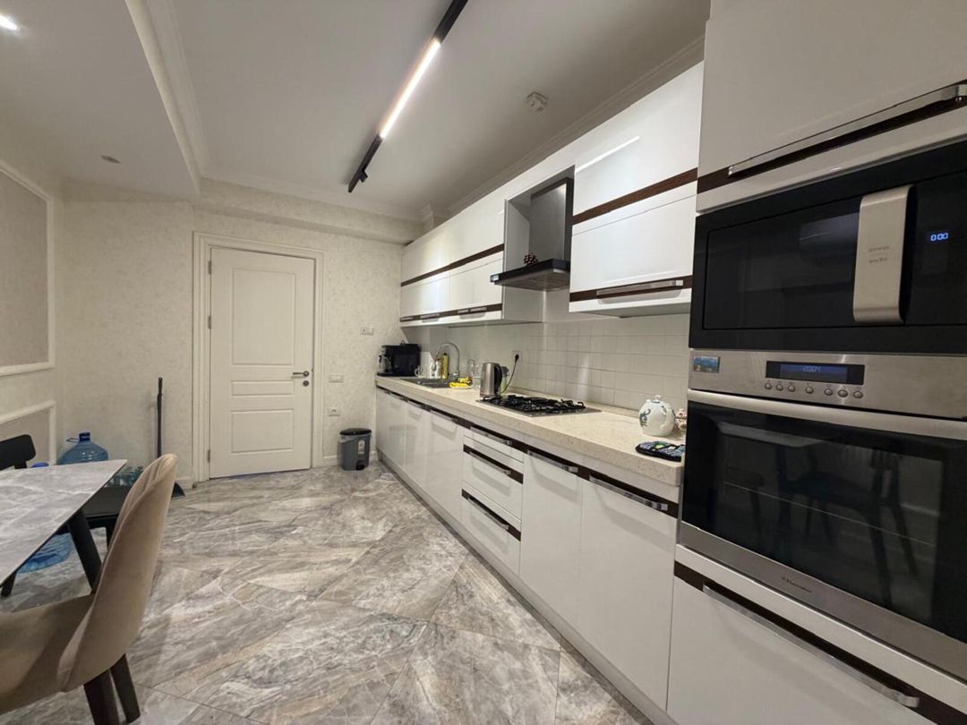İcarəyə verilir 3 otaqlı köhnə tikili 100 m² — Mənzil, Bakı (5)