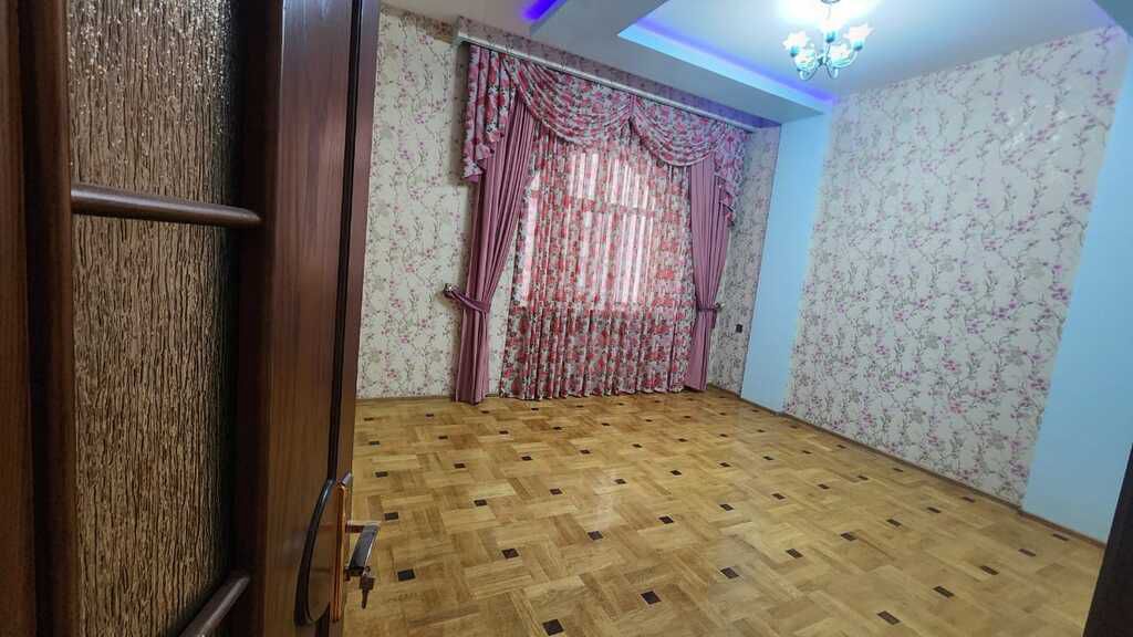 Satılır 9 otaqlı həyət evi/bağ evi 550 m² — Ev, villa, Bakı (5)