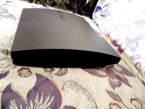 Sony Playstation 3 Slim 320GB — Gaming consoles
