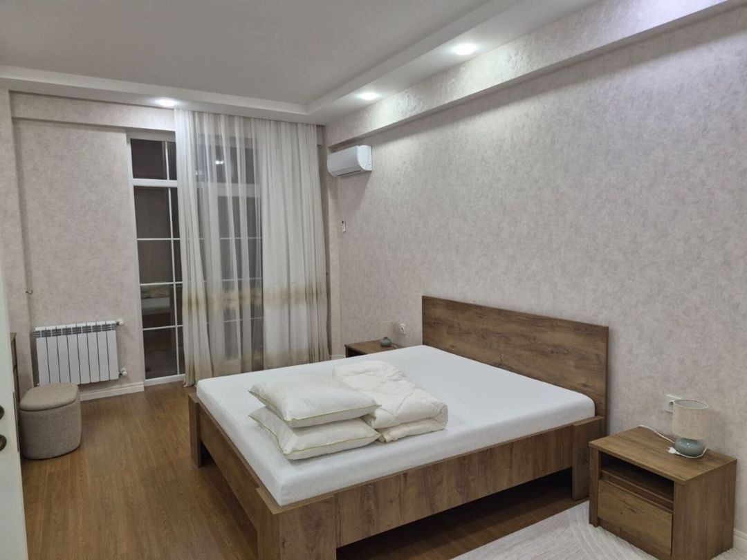 İcarəyə verilir 4 otaqlı yeni tikili 213 m² — Mənzil, Bakı (3)