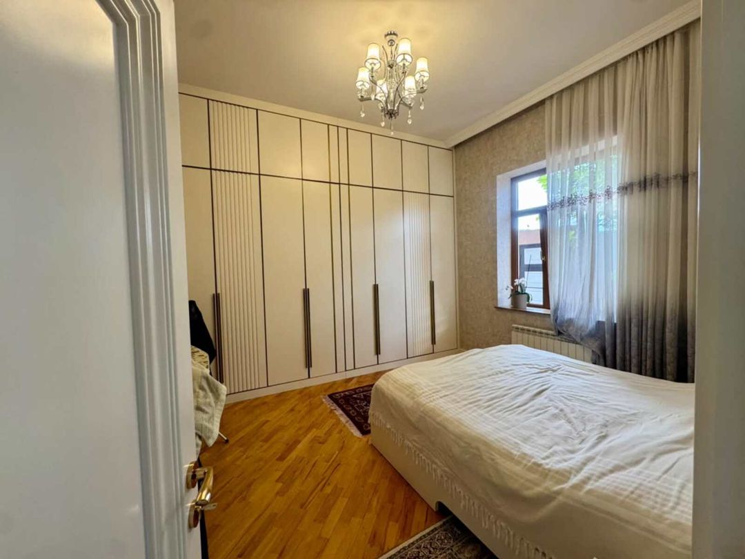 Satılır 7 otaqlı həyət evi/bağ evi 400 m² — Ev, villa, Bakı (7)