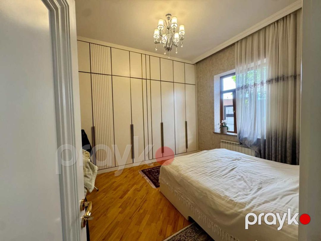 Satılır 7 otaqlı həyət evi/bağ evi 400 m² — Ev, villa, Bakı (7)