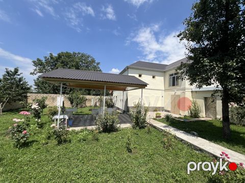 İcarəyə verilir 3 otaqlı həyət evi/bağ evi 200 m²