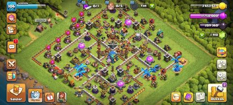 Clash of Clans hesabı – güclü inkişaf etmiş kənd və nadir qəhrəman — Oyun hesabları