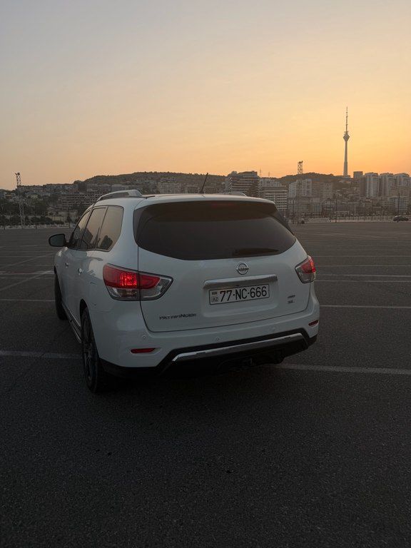 Nissan Pathfinder, 3.5 L, 2013 il, 183 500 km — Avtomobillər, Bakı (3)