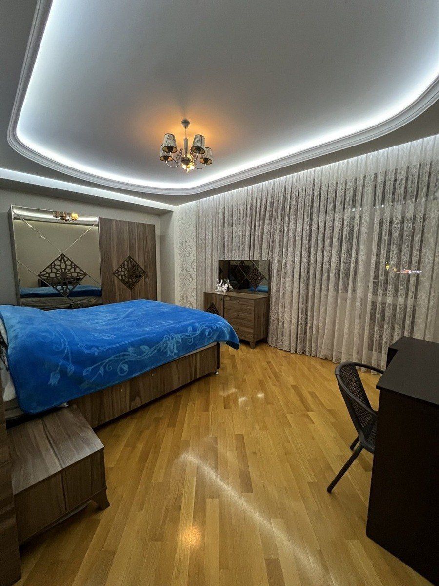 Satılır 4 otaqlı yeni tikili 207 m² — Mənzil, Bakı (7)
