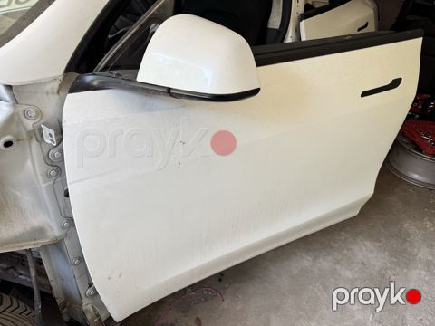 Tesla ehtiyat hissələri