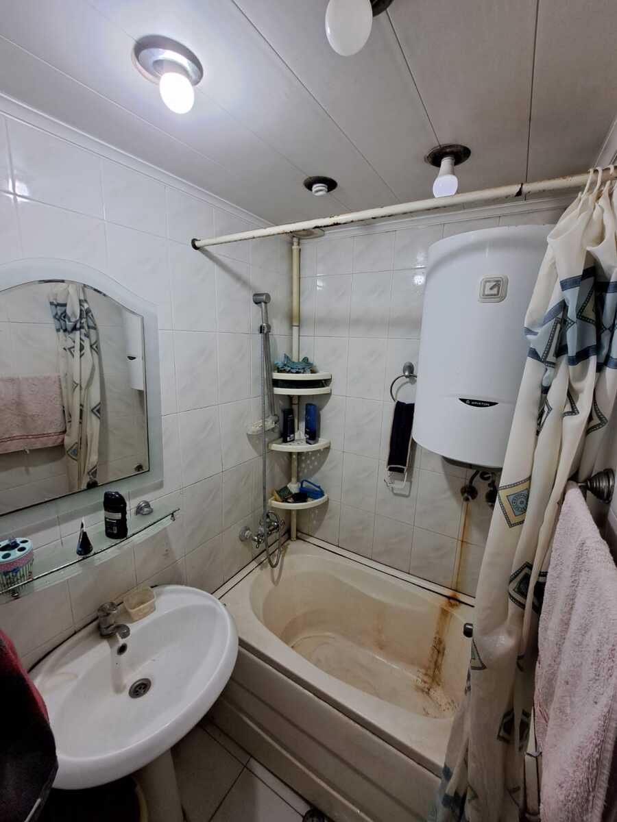 Satılır 3 otaqlı köhnə tikili 75 m² — Mənzil, Bakı (11)