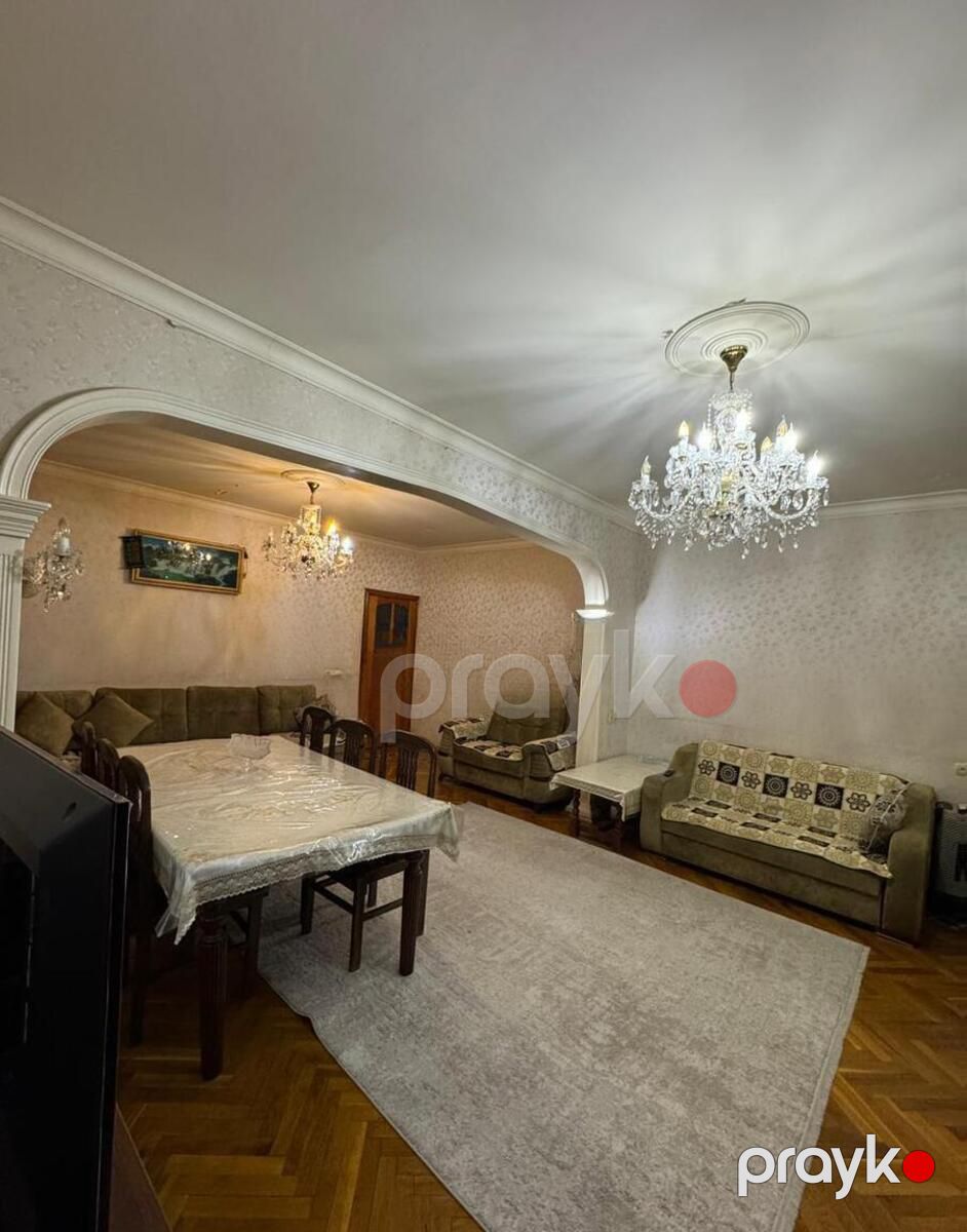 Satılır 5 otaqlı köhnə tikili 120 m² — Mənzil, Bakı (2)