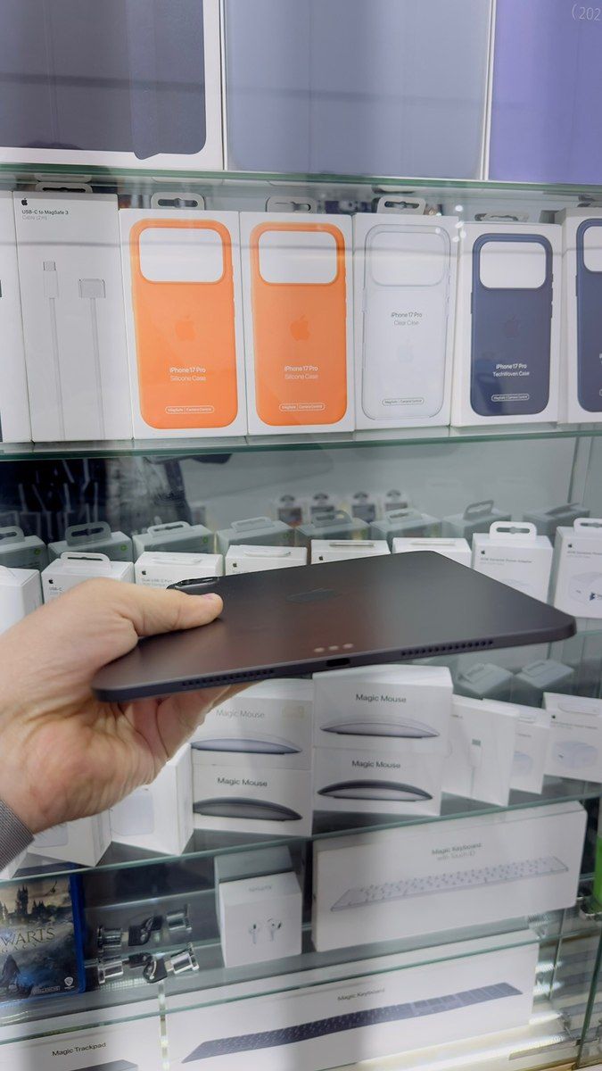iPad Pro 11'Inch M5 256 GB Space Black — Planshetlər, Bakı (3)