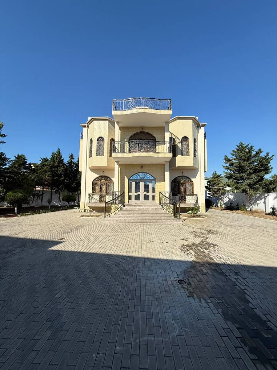 Satılır 5 otaqlı həyət evi/bağ evi 300 m² — Ev, villa, Bakı (2)