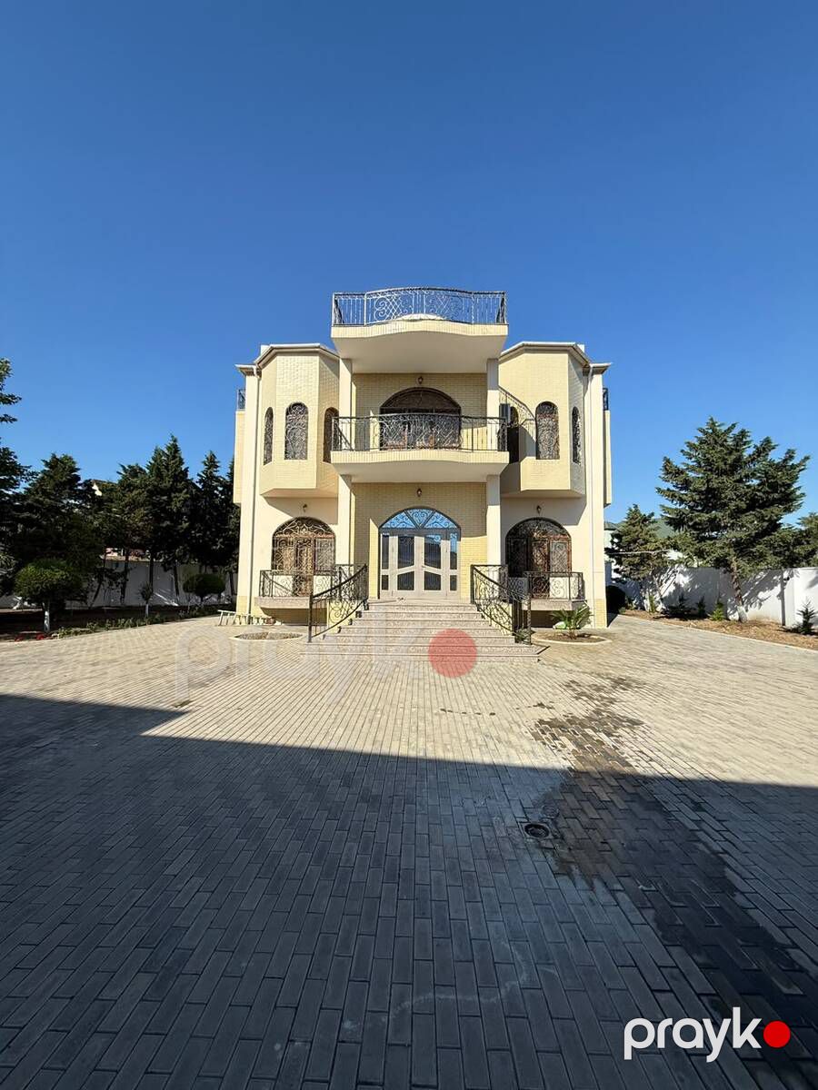 Satılır 5 otaqlı həyət evi/bağ evi 300 m² — Ev, villa, Bakı (2)
