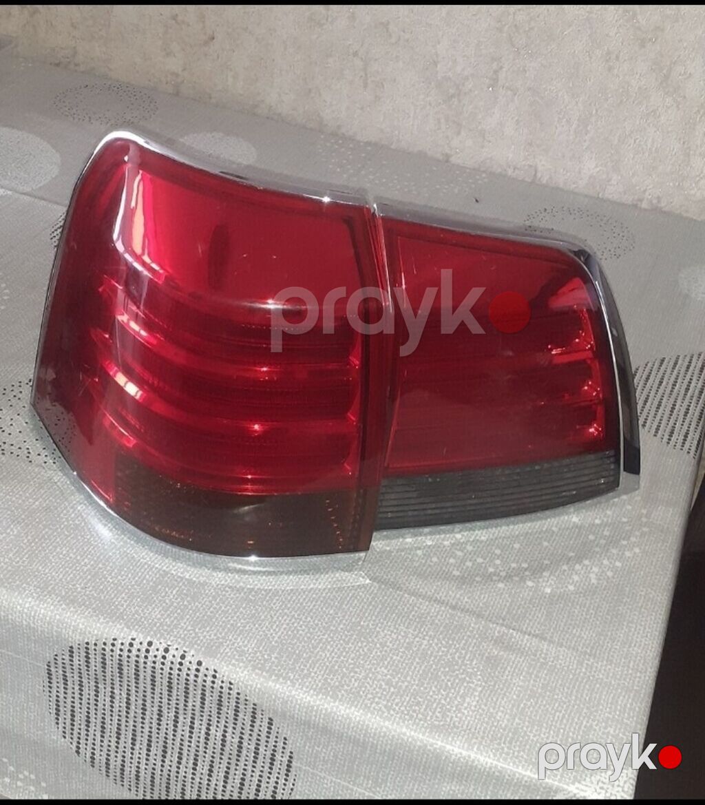 Toyota 2012 il, Orijinal, İşlənmiş — Avtomobil işığı, Bakı (3)
