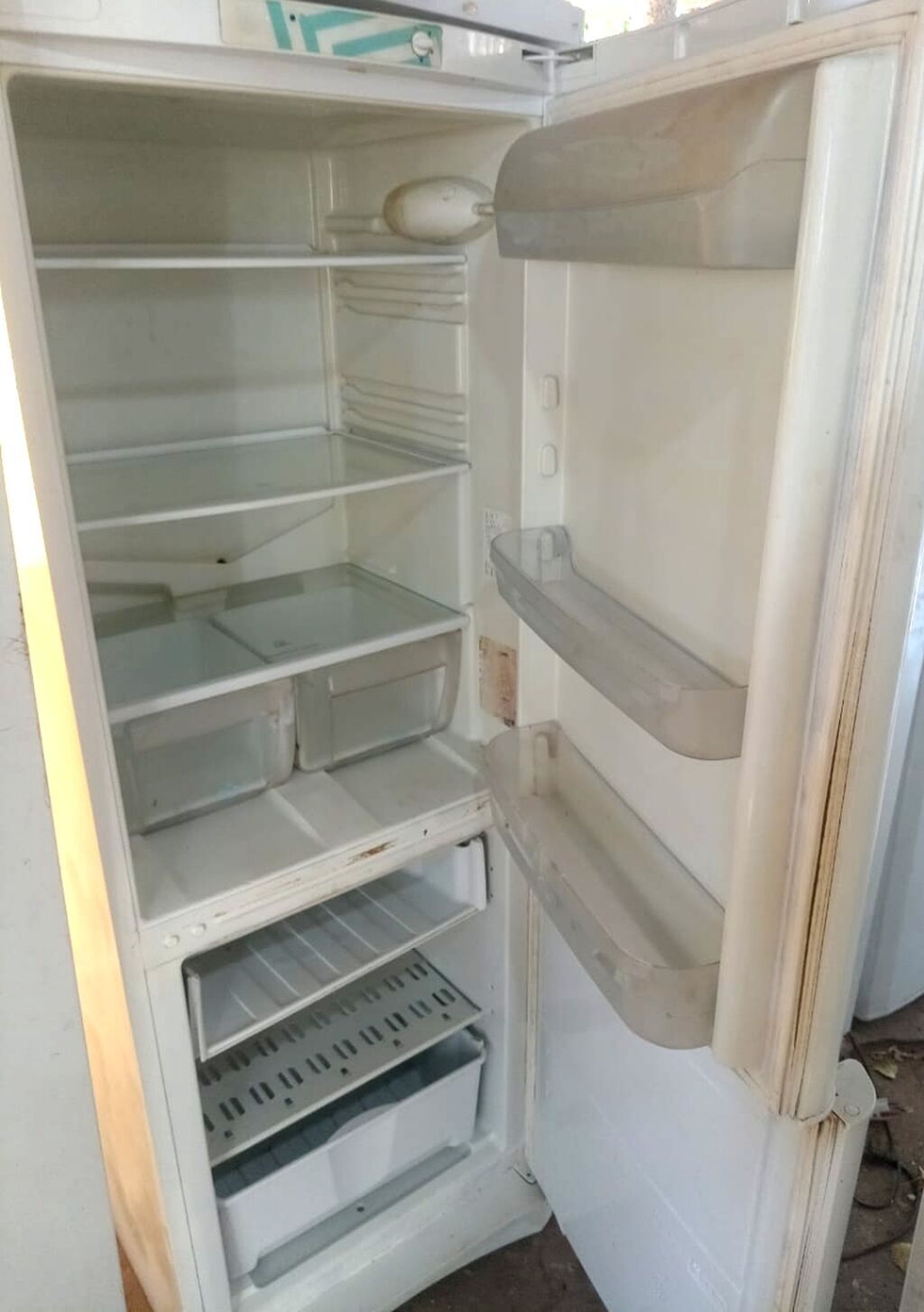 İşlənmiş 2 qapılı Indesit Soyuducu Satılır, rəng - Ağ — Soyuducular, Bakı (2)
