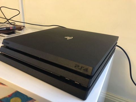 Məhsul: Sony PlayStation 4 pro (PS4 Pro) oyun konsolu (PlayStation 4 — Игровые приставки