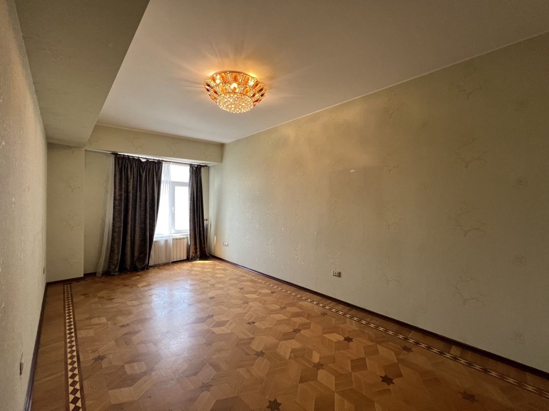 3-otaqlı yeni tikili, Yasamal r., 150 m² — Mənzil, Bakı (2)