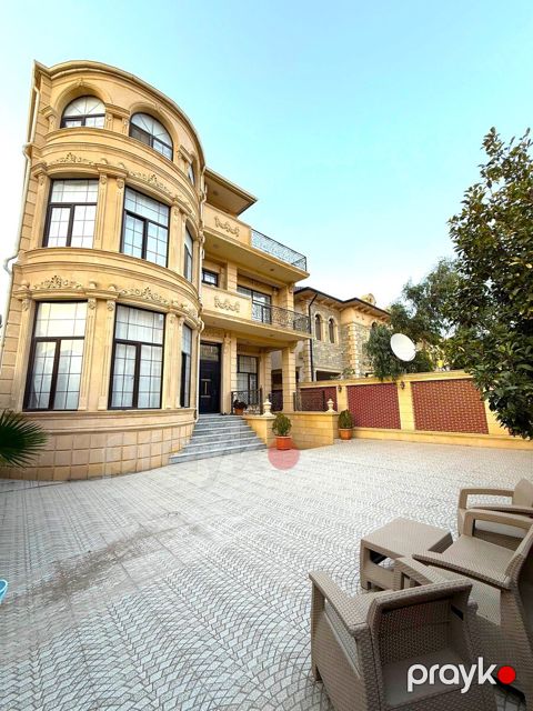 Satılır 9 otaqlı həyət evi/bağ evi 650 m²